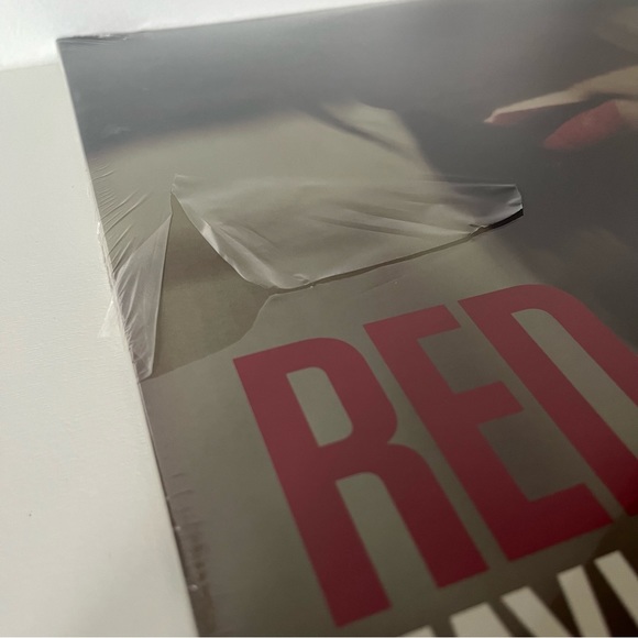 NWT Taylor Swift "Red" Vinyl - Picture 7 of 7